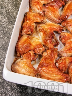 Мариновани пилешки крилца на фурна с мед и лимон - снимка на рецептата